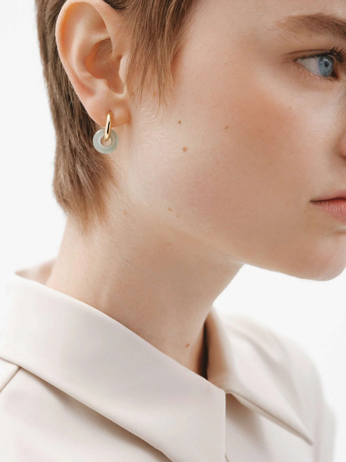 Pendientes de aro pequeños de plata 925 bañada en oro amarillo de 18K con aventurina verde - Image 3