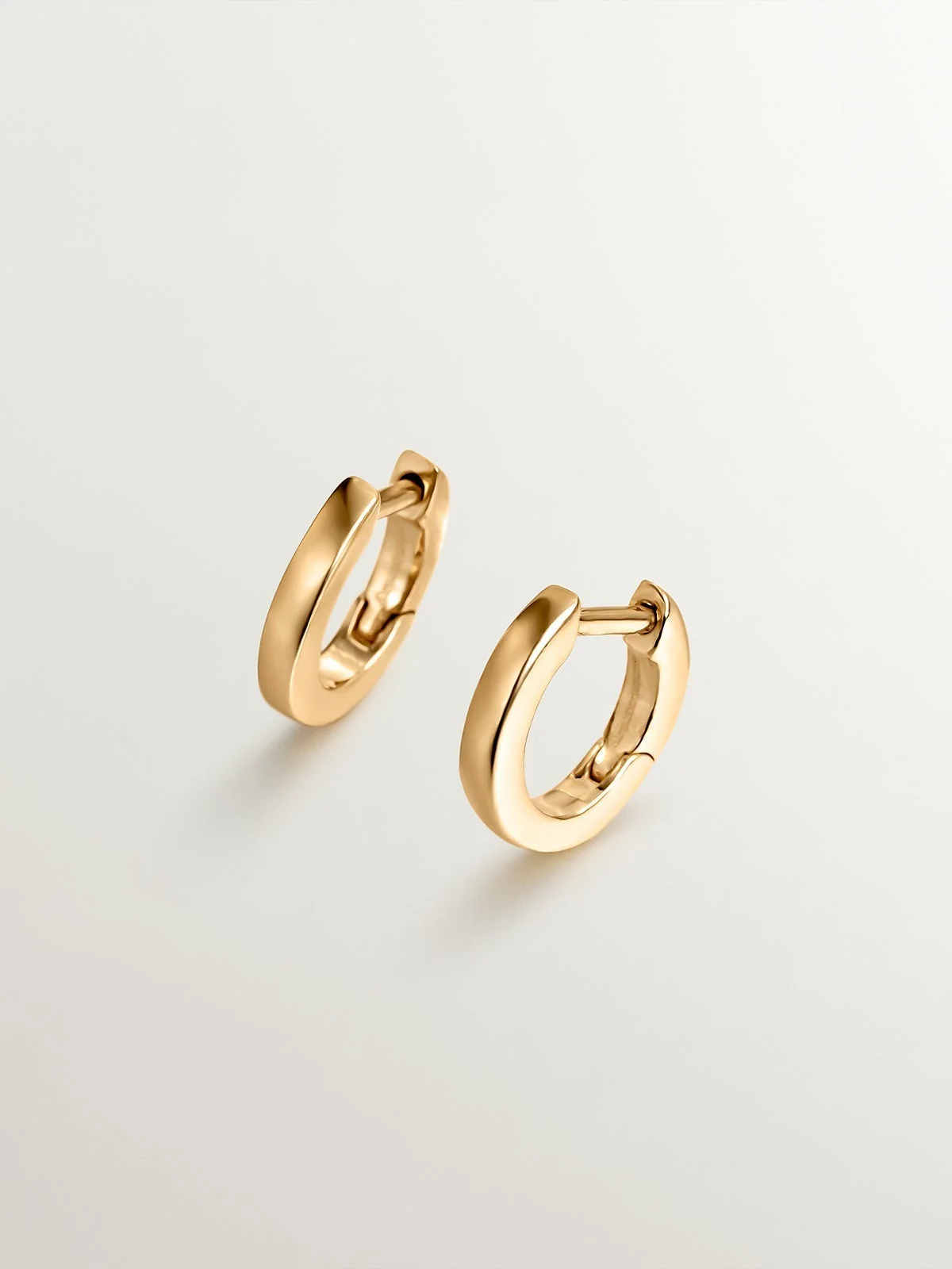 Pendientes de aro pequeños de plata 925 bañada en oro amarillo de 18K