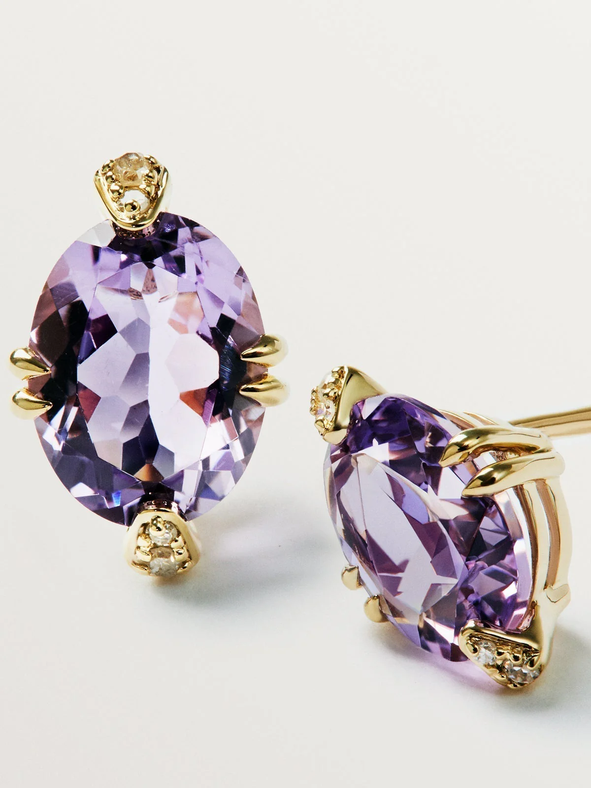 Pendientes de botón de oro amarillo de 9K con amatistas rosas y diamantes - Image 7