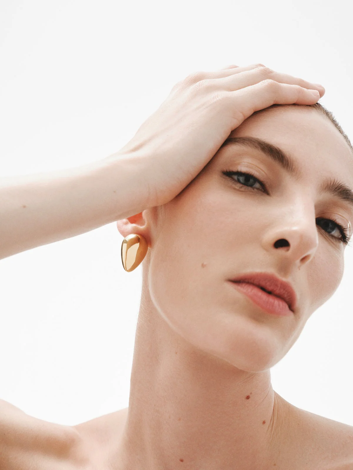 Pendientes de gota medianos de plata 925 bañada en oro amarillo de 18K con efecto pulido - Image 2
