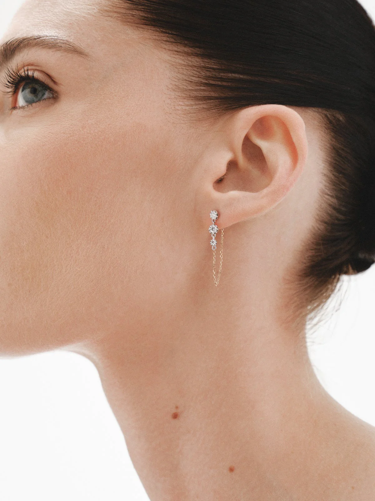 Pendientes de oro blanco y amarillo de 18K con diamantes en talla brillante - Image 4