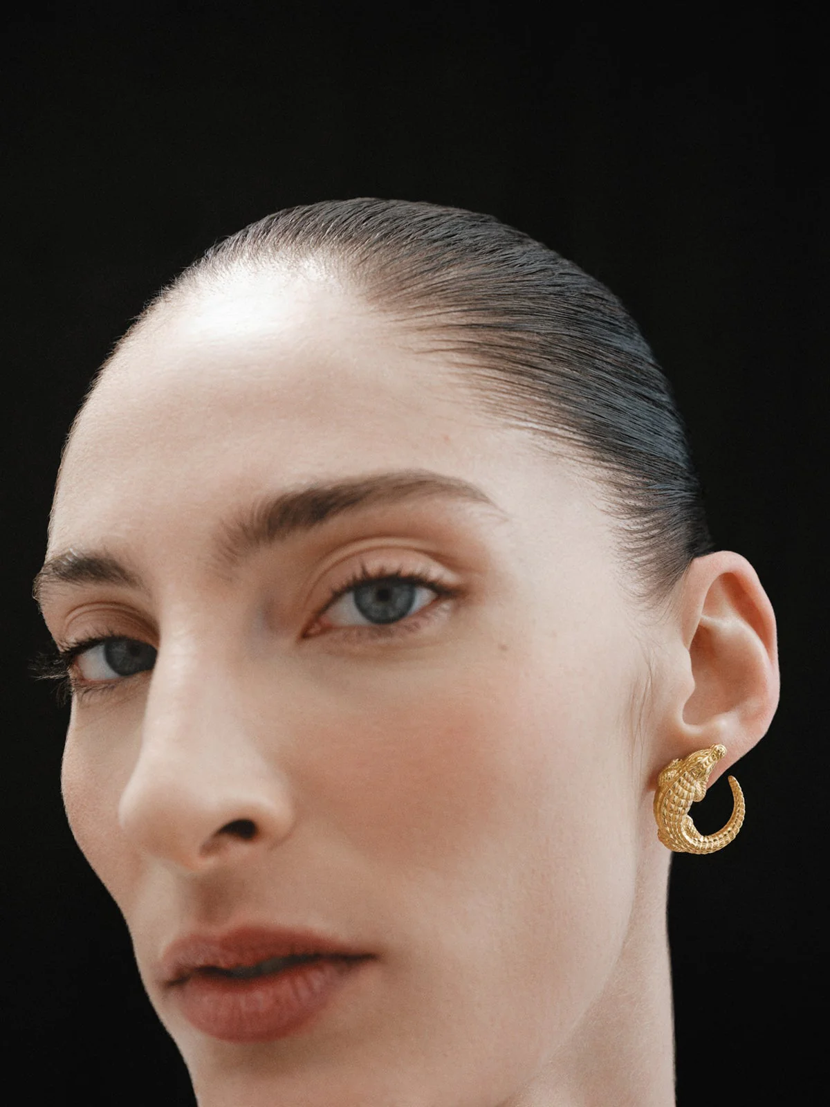 Pendientes de plata 925 bañada en oro amarillo de 18K con forma de cocodrilo - Image 4