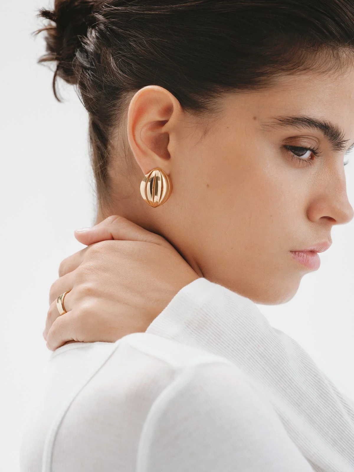 Pendientes de plata 925 bañada en oro amarillo de 18K con forma ovalada - Image 6