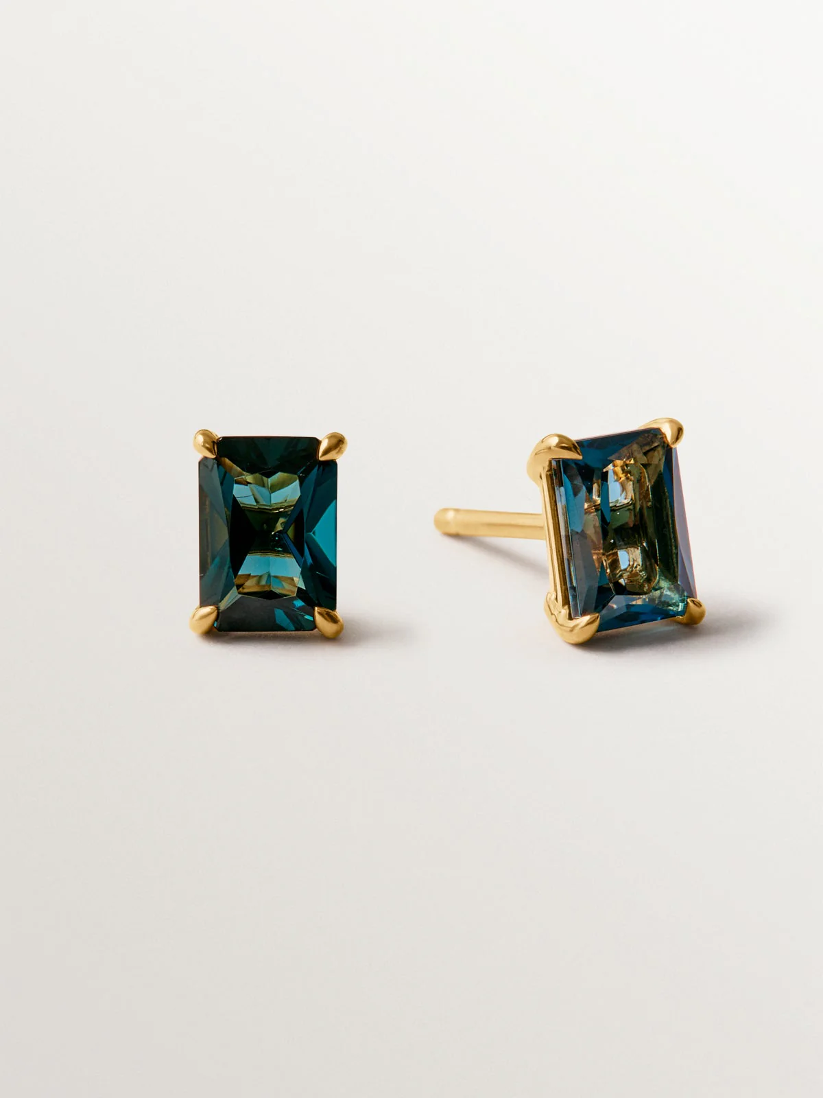 Pendientes de plata 925 bañada en oro amarillo de 18K con topacio azul london - Image 3