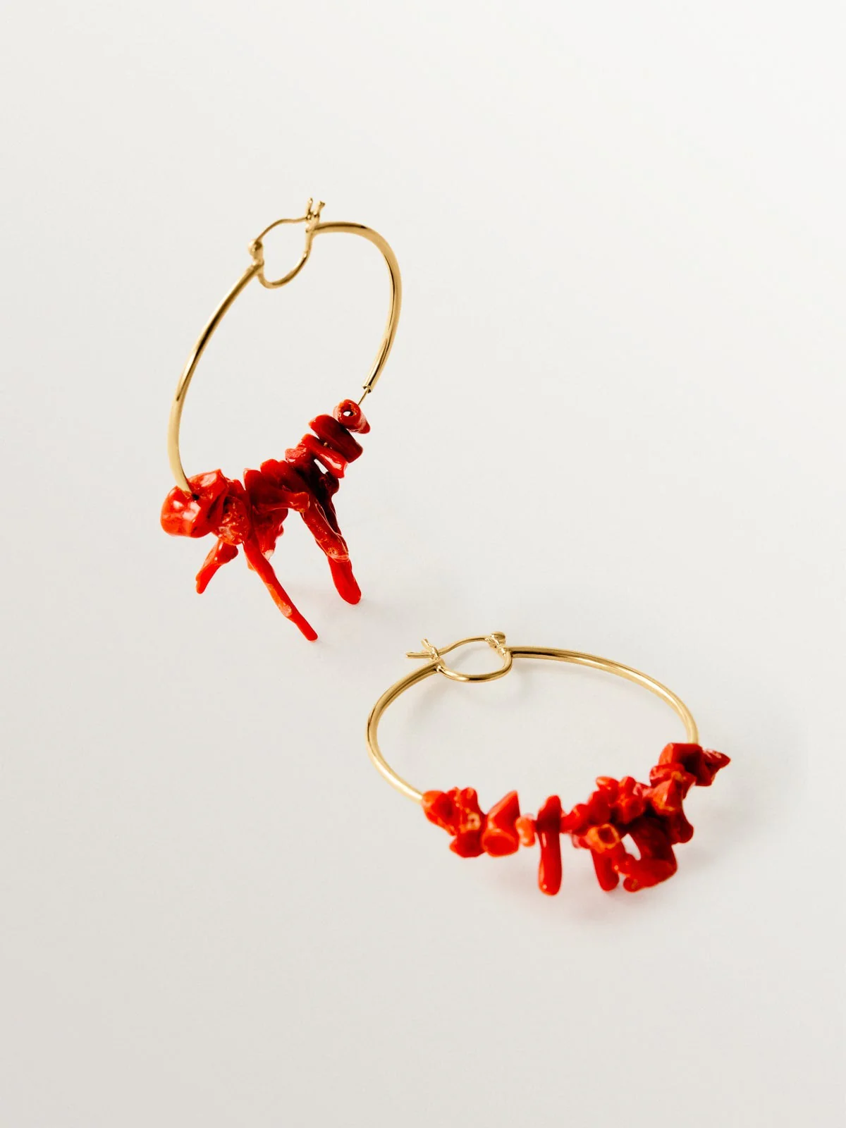 Pendientes de plata 925 bañada en oro de 18K con coral natural - Image 3