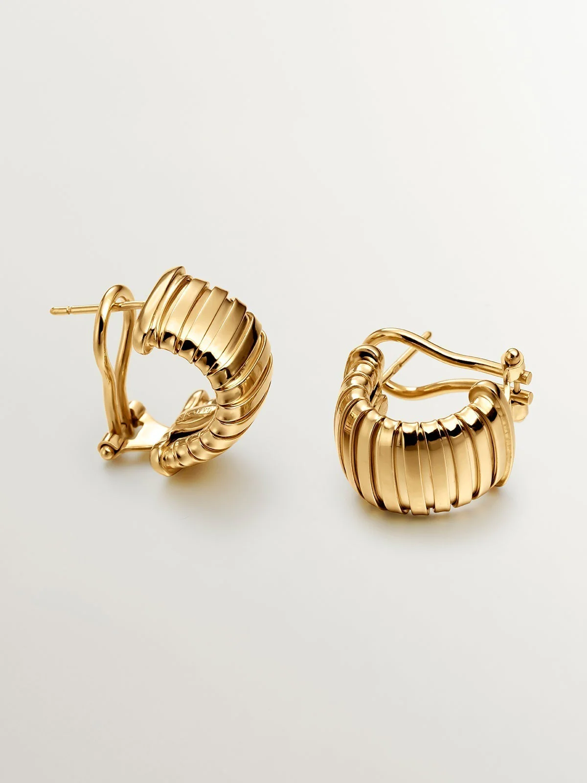 Pendientes tubogas de plata 925 bañada en oro amarillo de 18K - Image 3