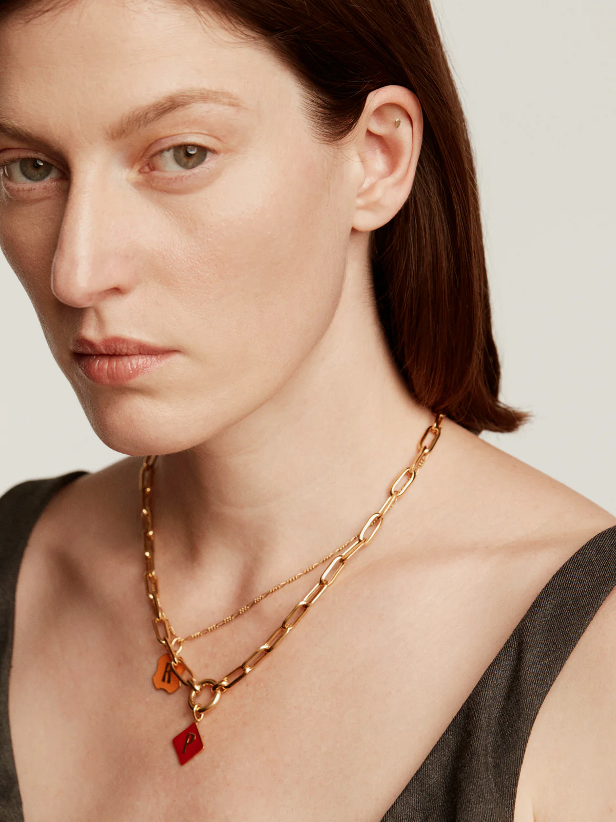 Piercing de oro amarillo de 18K con forma de gota - Image 7