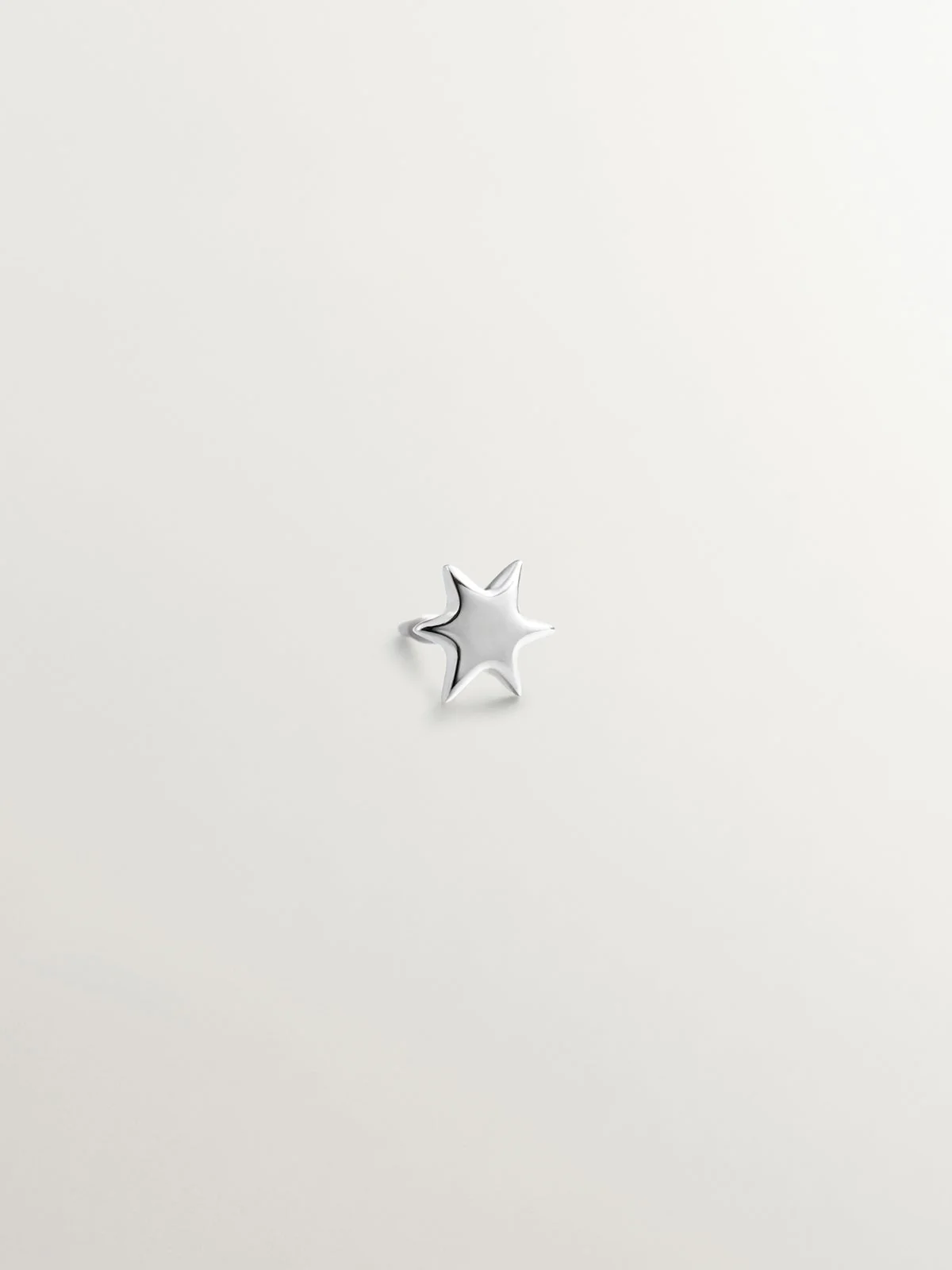 Piercing de oro blanco de 18K con forma de estrella - Image 5