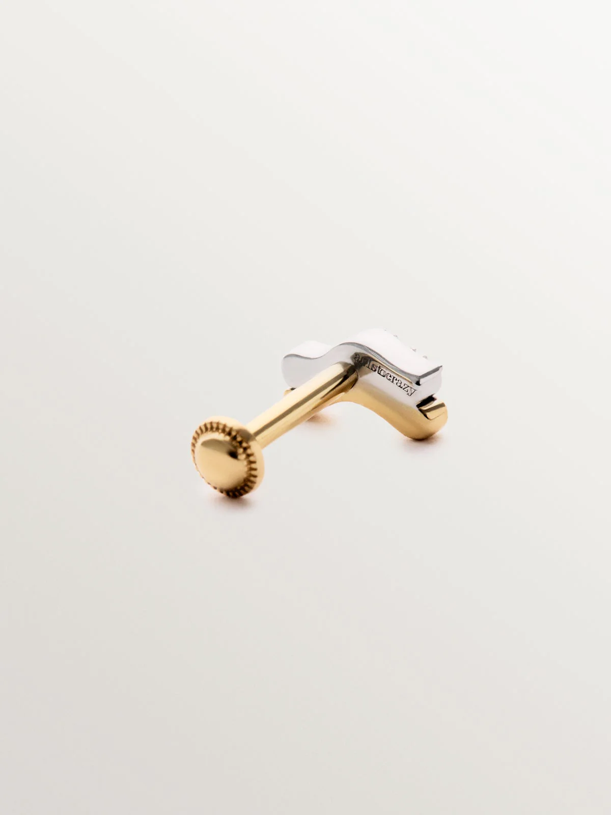Piercing individual de oro amarillo y blanco de 18K con diamantes blancos en talla brillante. - Image 5