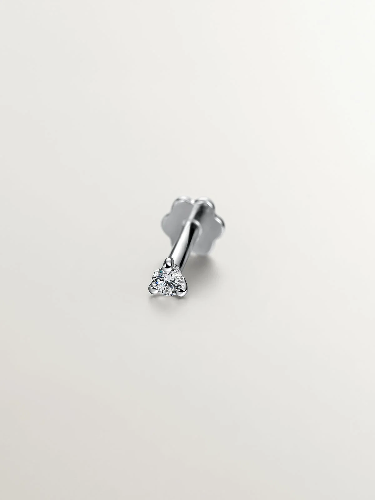 Piercing solitario de oro blanco de 18K con diamante 0,02 cts - Image 2