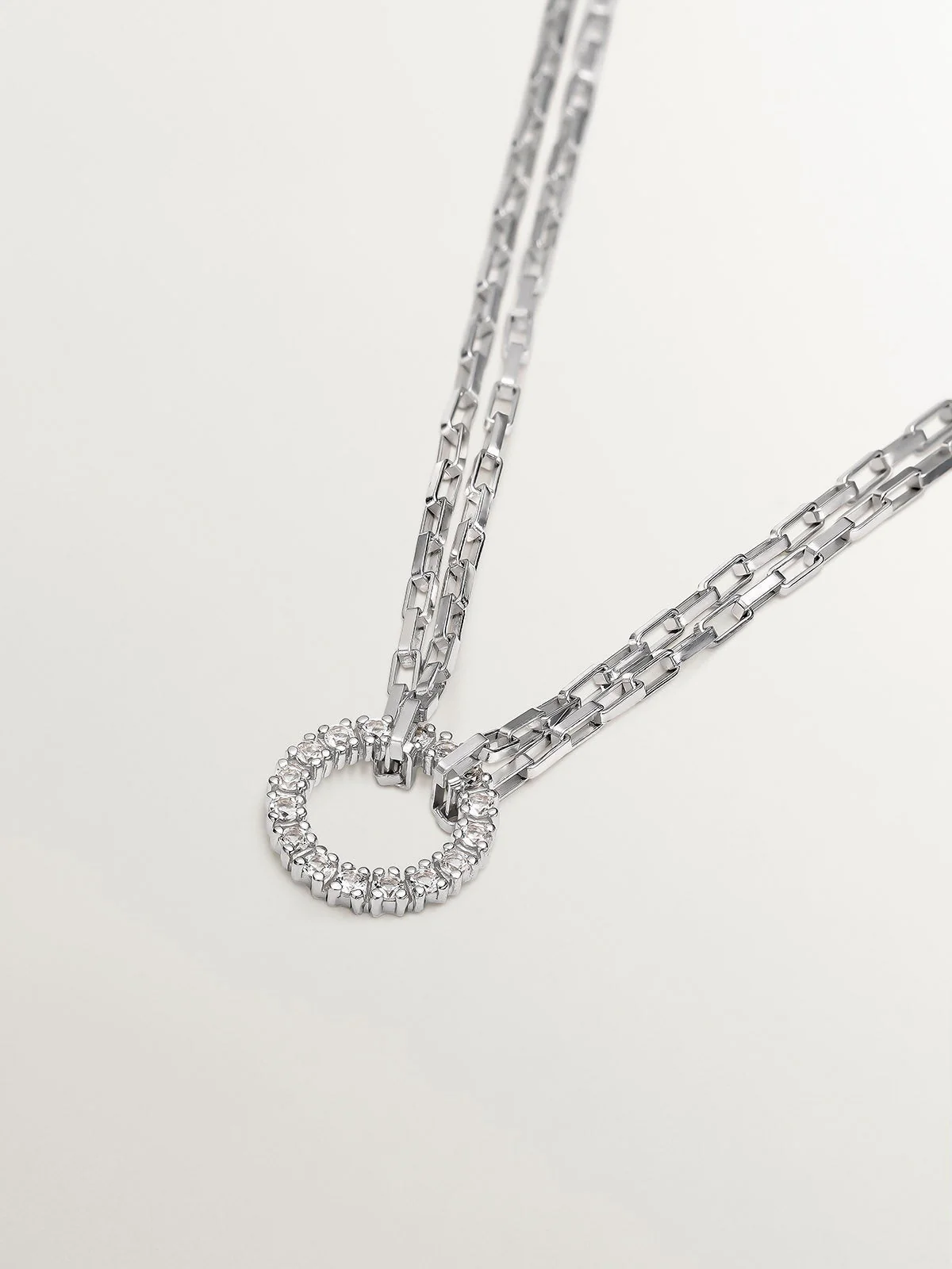 Pulsera de eslabones forza de plata 925 con aro de topacios blancos - Image 3