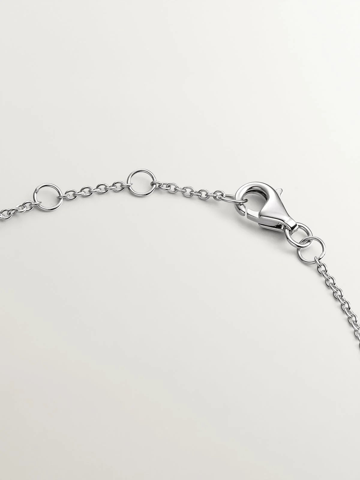 Pulsera de oro blanco de 18K con diamantes en talla brillante - Image 7