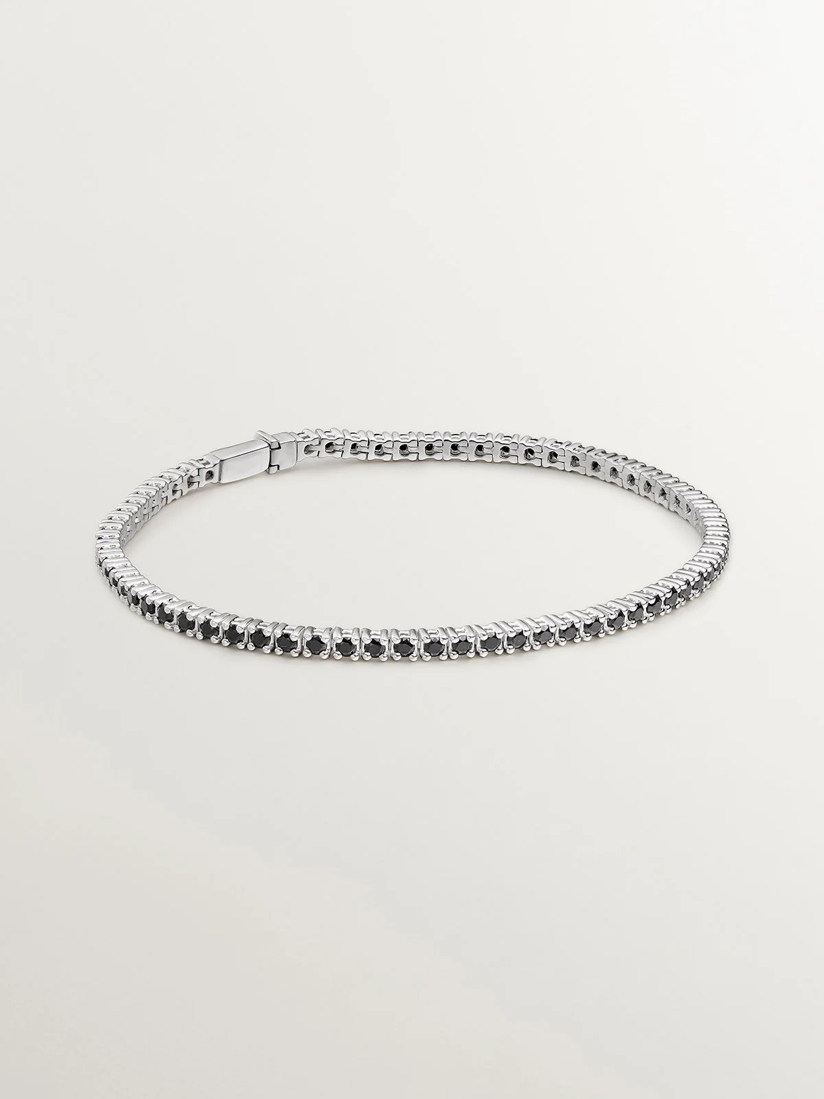 Pulsera de plata 925 bañada en oro amarillo de 18K con espinelas negras