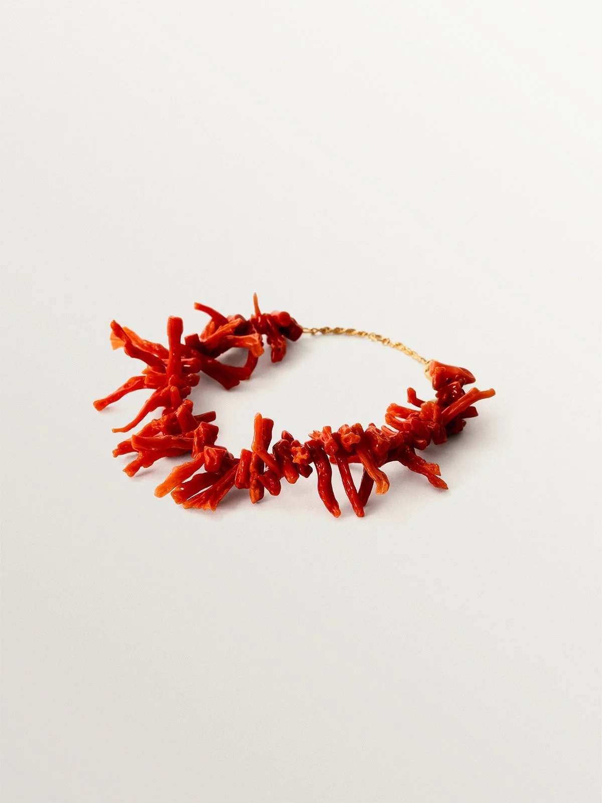 Pulsera de plata 925 bañada en oro de 18K con coral natural