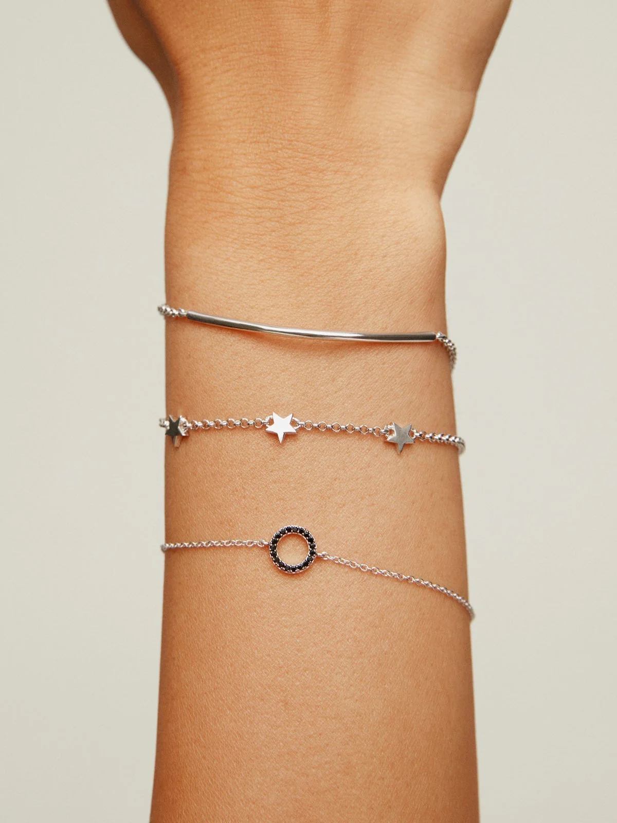Pulsera de plata 925 con círculo de espinelas negras - Image 6