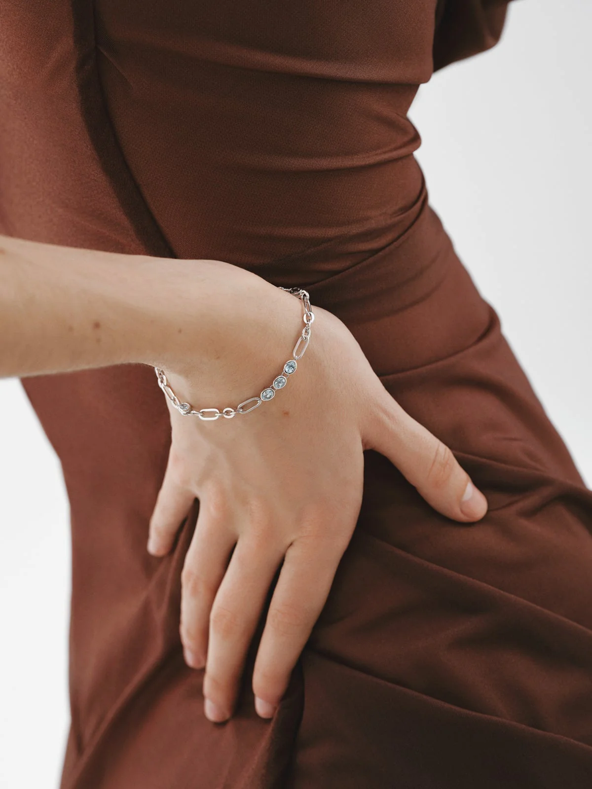 Pulsera de plata 925 con topacios azul sky - Image 2
