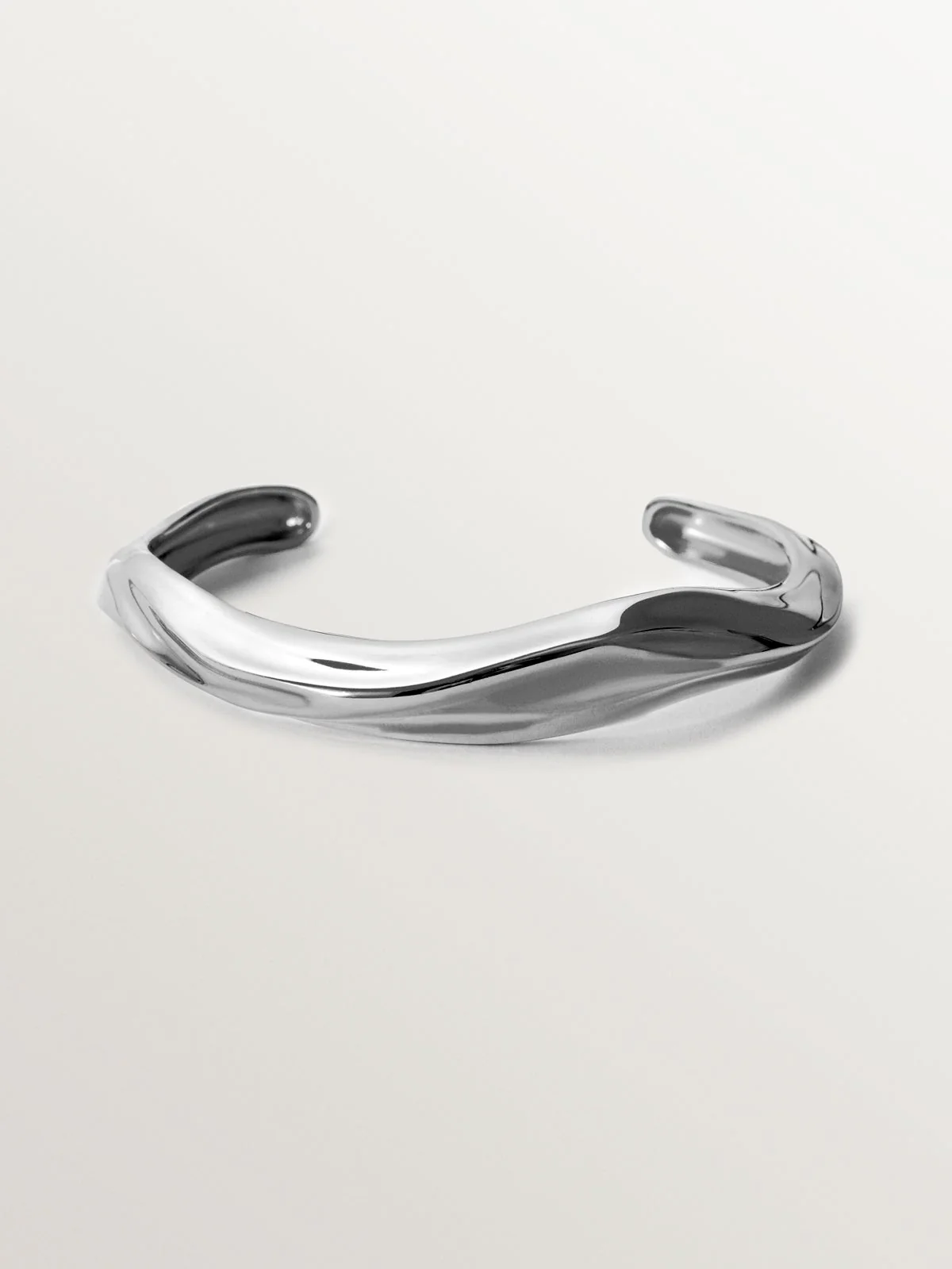 Pulsera rígida de plata 925 con textura