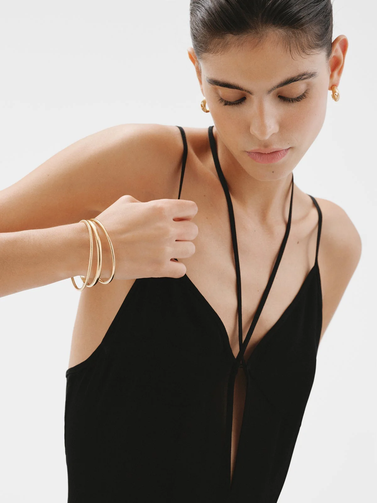 Pulsera rígida estilo semanario de plata 925 bañada en oro amarillo de 18K. - Image 6