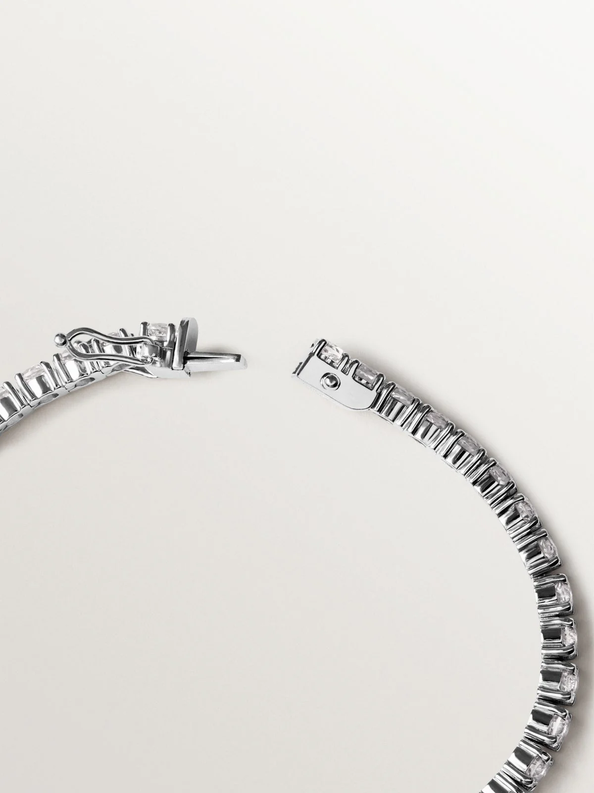 Pulsera rivière gruesa de plata 925 con topacios blancos - Image 3