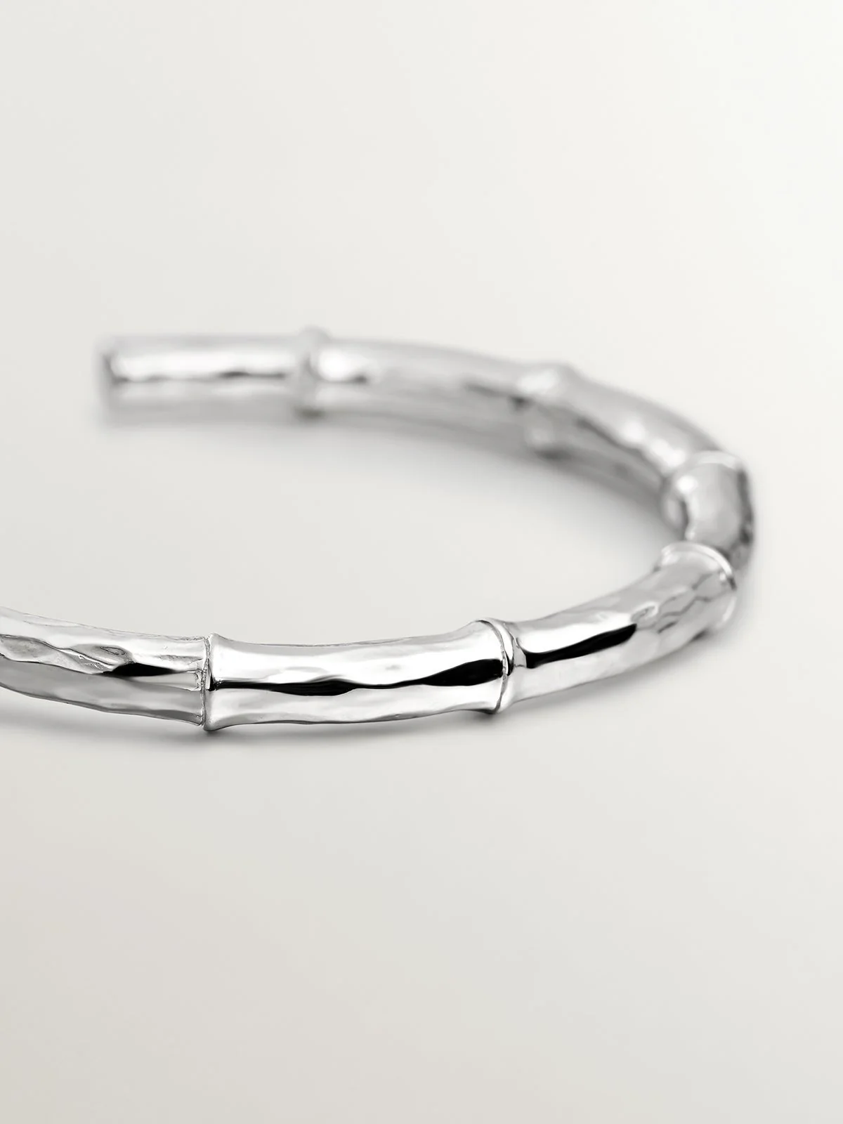 Pulsera tipo brazalete de plata 925 con textura de bambú - Image 5