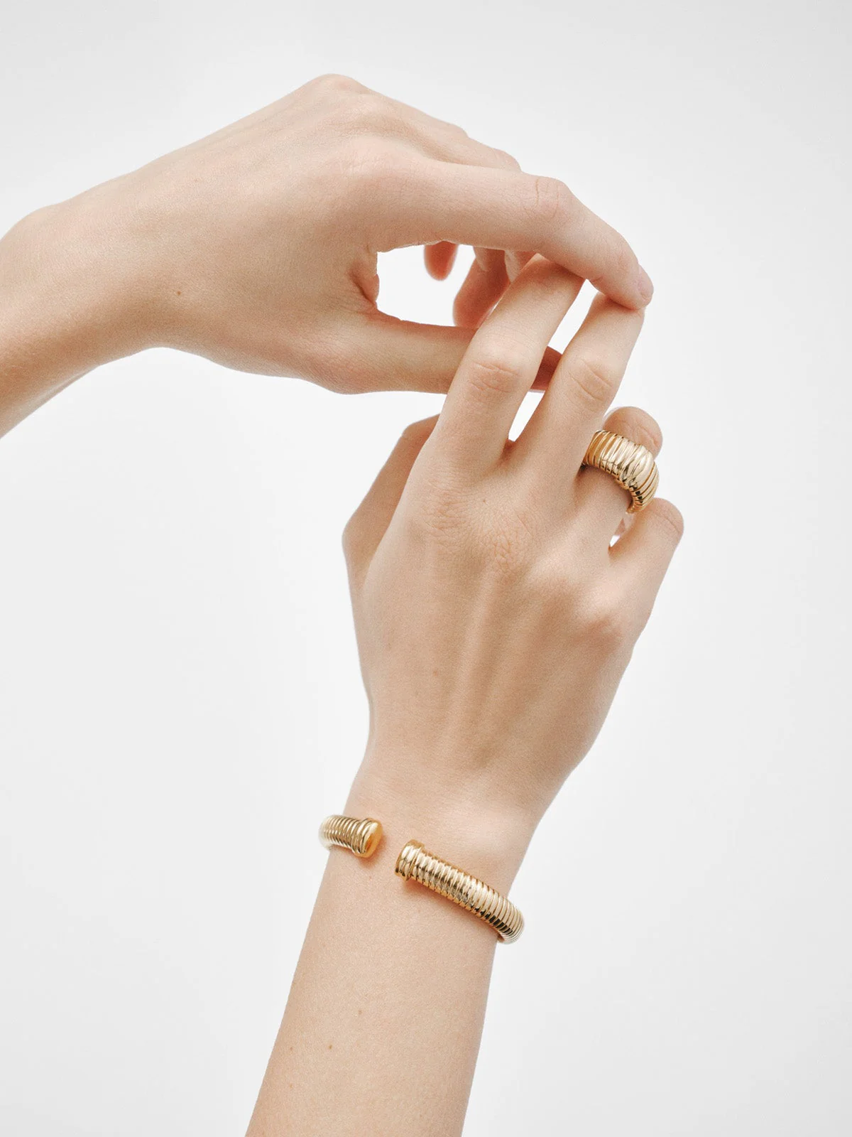 Pulsera tubogas de plata 925 bañada en oro amarillo de 18K - Image 6